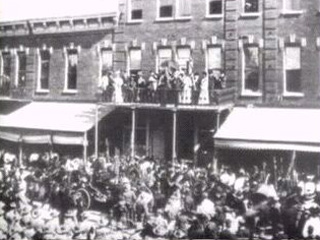 Town Public gathered downtown.